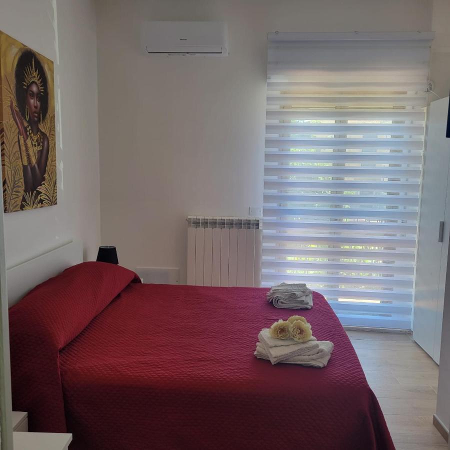 B&B Dei Sogni In Centro, Con Facilita Di Parcheggio Cosenza Eksteriør billede
